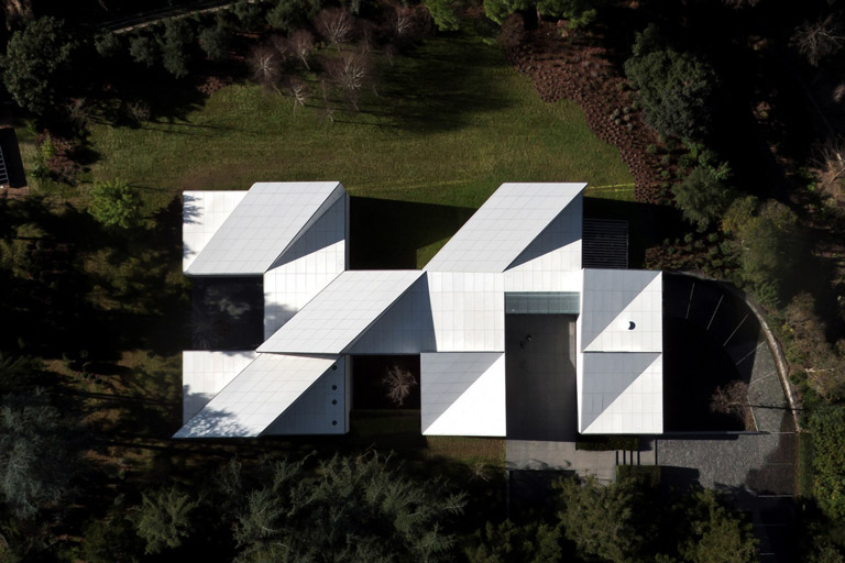 Origami House – OAB Carlos Ferrater
