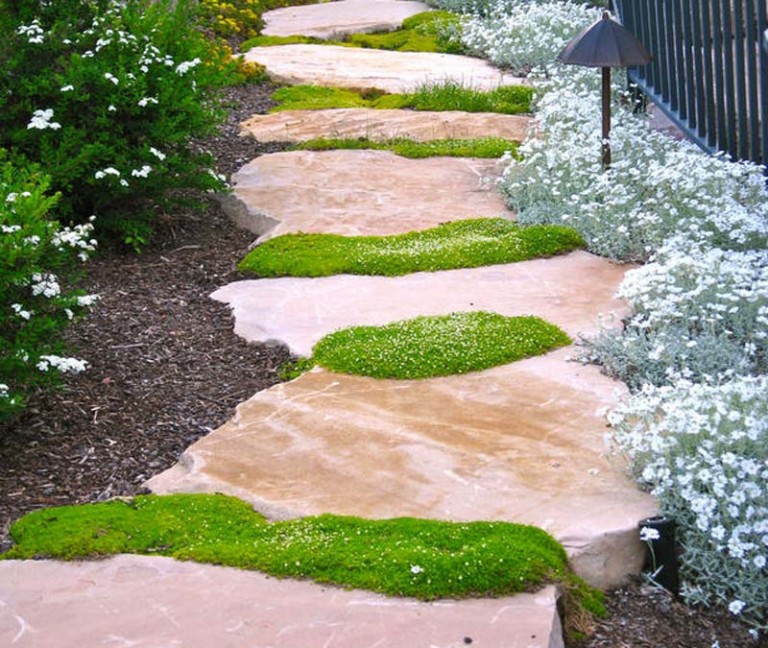 Quiet Corner:Walkways and Garden Path - Quiet Corner