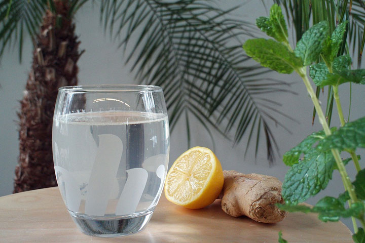 Lemon Ginger Detox Drink