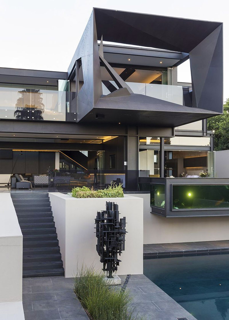Sculptural Family Home – The Kloof Road House