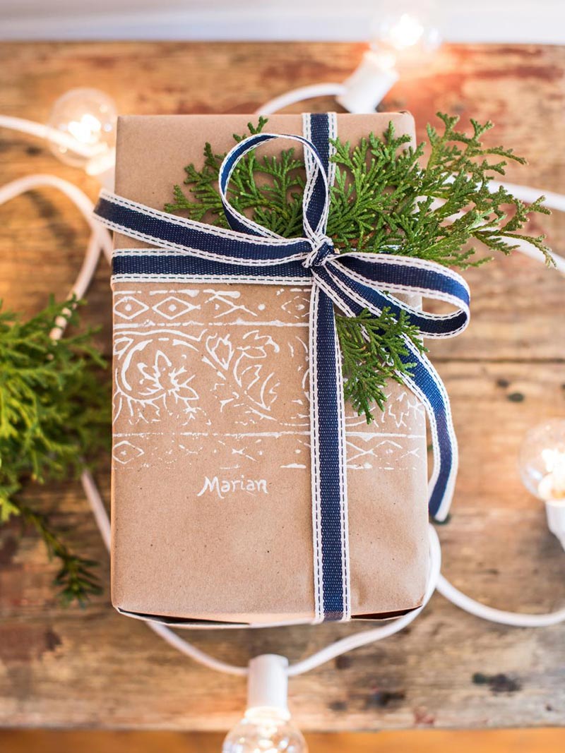 Easy Christmas Gift Wrapping Ideas - Quiet Corner